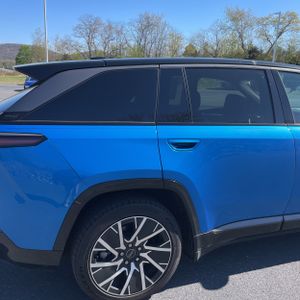 JEEP WAGONEER S LIMITED - 9