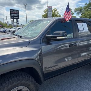 صورة 2 لـ 2021 RAM 1500 TRX