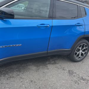 JEEP COMPASS LIMITED - 4