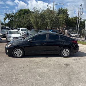 2019 Hyundai ELANTRA SE — фото 3