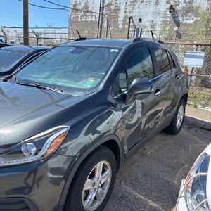 CHEVROLET TRAX LT - 2