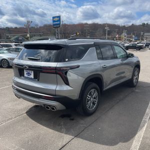 CHEVROLET TRAVERSE LT - 8