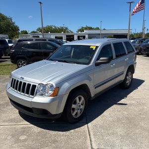 JEEP GRAND CHEROKEE LAREDO - 1