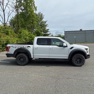 FORD F150 RAPTOR - 10