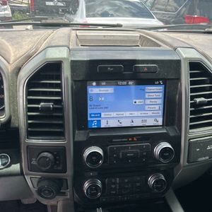 2017 FORD F-150 LARIAT — миниатюра 39