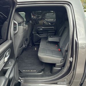 2019 RAM 1500 BIG HORN — миниатюра 32