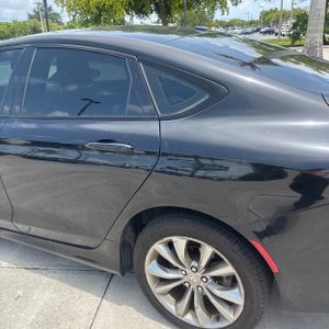 صورة 6 لـ 2015 Chrysler 200 S