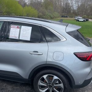 FORD ESCAPE HYBRID PLATINUM - 6