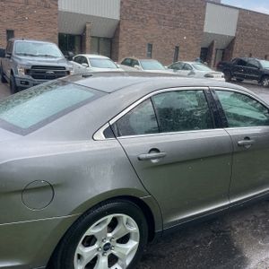 FORD TAURUS SEL - 9