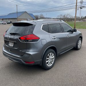 NISSAN ROGUE SV - 8