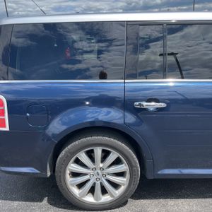 FORD FLEX LIMITED - 9
