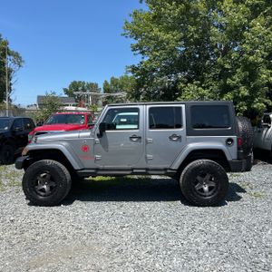 صورة 3 لـ 2016 JEEP WRANGLER UNLIMITED SPORT