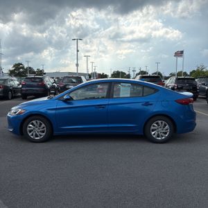 2017 Hyundai ELANTRA SE — фото 3