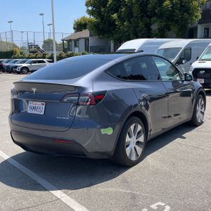 صورة 8 لـ 2023 Tesla MODEL Y LONG RANGE