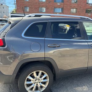 JEEP CHEROKEE LIMITED - 9