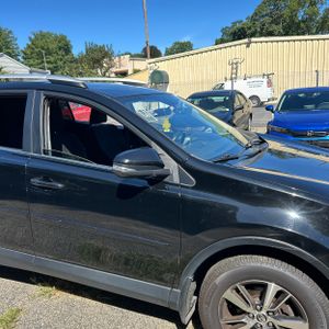 2016 Toyota RAV4 XLE 照片 13