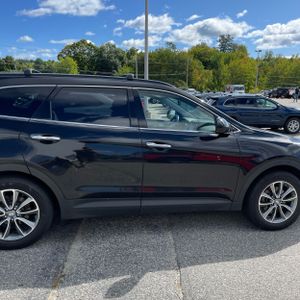 صورة 11 لـ 2017 Hyundai SANTA FE SE