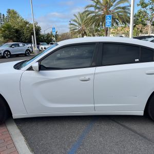 DODGE CHARGER SE - 4