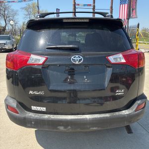 TOYOTA RAV4 - 7