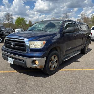 TOYOTA TUNDRA - 1