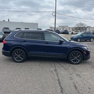 VOLKSWAGEN TIGUAN SE 4MOTION - 10