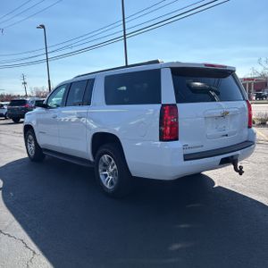 CHEVROLET SUBURBAN LT - 5