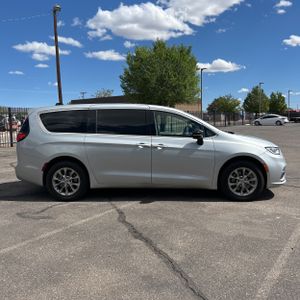 CHRYSLER PACIFICA TOURING L AWD - 10