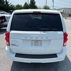 صورة 6 لـ 2015 Dodge GRAND CARAVAN SE