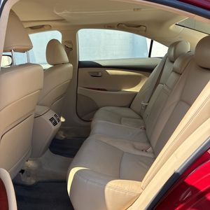 صورة 33 لـ 2009 Lexus ES 350 BASE