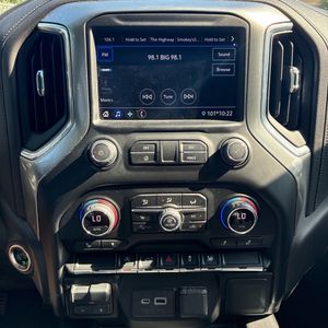 صورة مصغرة 36 لـ 2021 Chevrolet SILVERADO 1500 RST