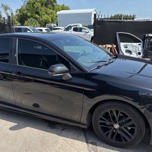 2025 Toyota CAMRY SE 缩略图 13
