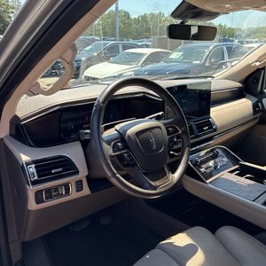 صورة مصغرة 36 لـ 2024 Lincoln NAVIGATOR RESERVE