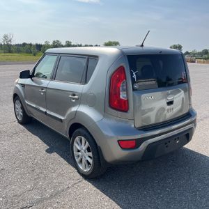 2012 KIA SOUL + photo 5