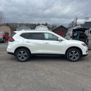 NISSAN ROGUE SV - 10