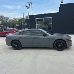 DODGE CHARGER SXT - 10