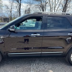 FORD EXPLORER LIMITED - 4