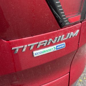 2017 FORD ESCAPE TITANIUM — миниатюра 23