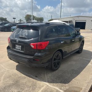 2018 Nissan PATHFINDER SL — фото 8