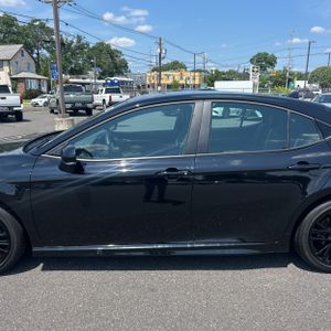 2026 Toyota CAMRY SE photo 4