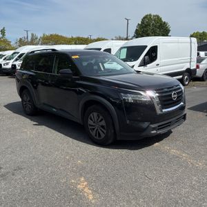 NISSAN PATHFINDER SV - 10