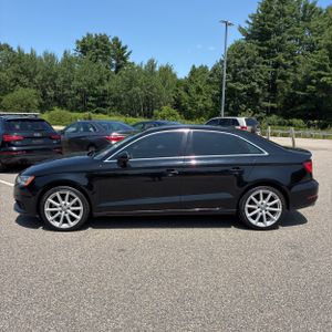 2015 AUDI A3 2.0T PREMIUM — фото 3