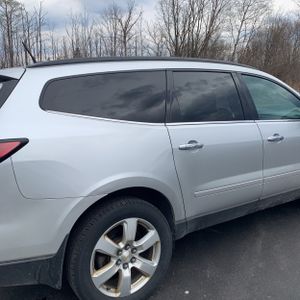 CHEVROLET TRAVERSE LT - 9