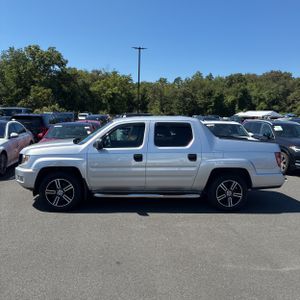 2013 Honda RIDGELINE SPORT photo 3