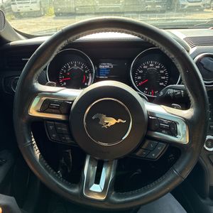 صورة مصغرة 62 لـ 2017 FORD MUSTANG V6