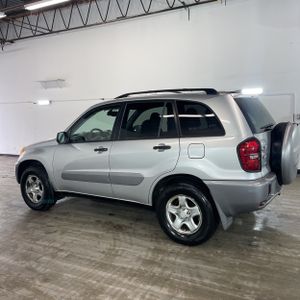 TOYOTA RAV4 - 3