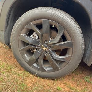 VOLKSWAGEN TAOS SE 4MOTION - 10