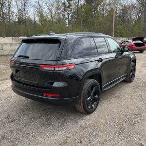 JEEP GRAND CHEROKEE LIMITED - 8