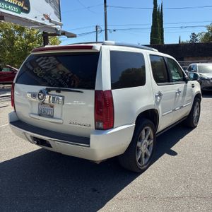 صورة 8 لـ 2007 Cadillac ESCALADE BASE