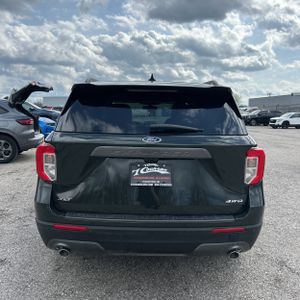 FORD EXPLORER XLT - 7