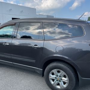 صورة 6 لـ 2014 Chevrolet TRAVERSE LS